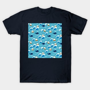 Move with the Sea Waves Pattern T-Shirt